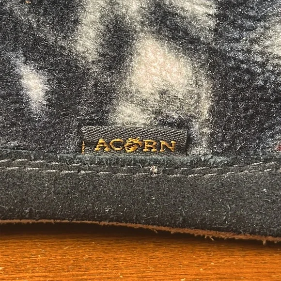 Acorn slippers - Picture 3 of 7